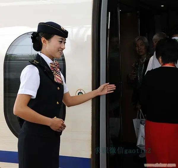 球王会:2016年上海高铁乘务服务员招聘简章（10月21日）
