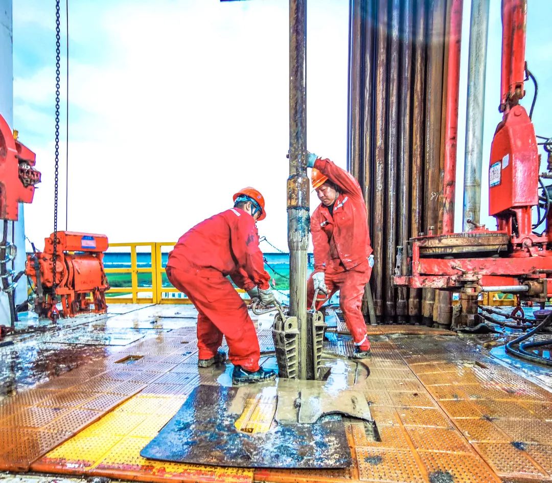 
球王会
2016年中国石油集团渤海钻探工程有限公司招聘人公告